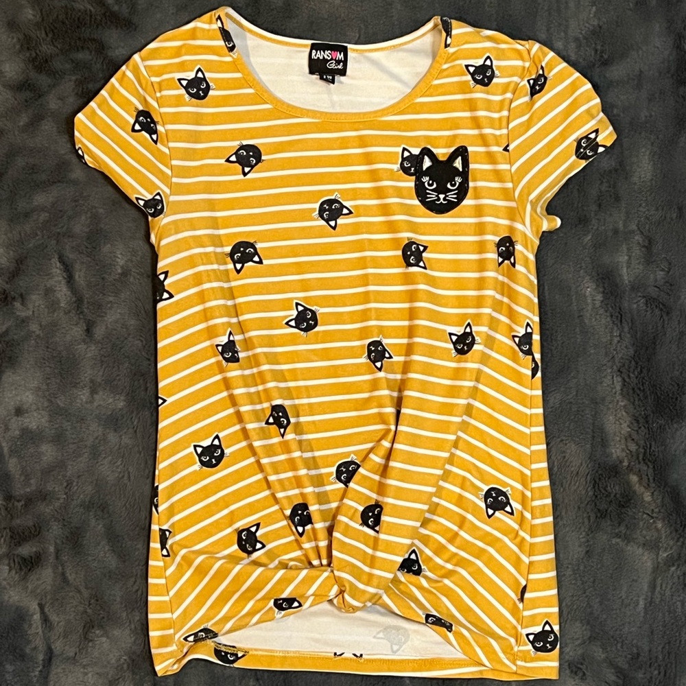 🔹3 for $10🔹 Girls Tee